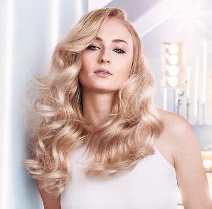 We have wella toners for orange hair, purple hair, blonde hair, brassy hair, silver hair which is why we recommend using wella toners with it to give yourself the perfect blonde hair that you want! yestowellaplex-how-sophie-turner-keeps-her-blonde-hair ...