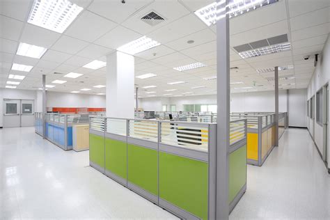 Office partitions are the quickest, easiest and most cost effective way of creating a more productive work space. How to Make Workspace a Working Space with Office ...