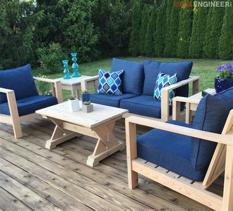 Coffee table step by step. Small Outdoor Coffee Table | Outdoor furniture design, Diy ...