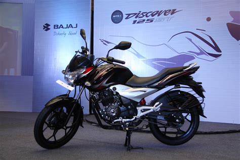 New BIKE and CARS in india: Bajaj Discover 125 ST Review