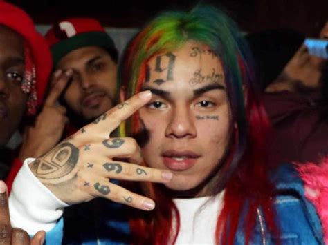 Tekashi 6ix9ines Lawyer Says Hes ‘worried About The Rappers Safety