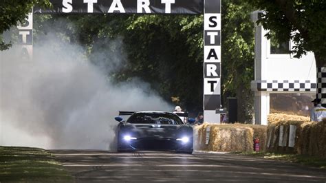 Aston Martin Vulcan Makes Dynamic Debut At 2015 Goodwood Festival Of Speed
