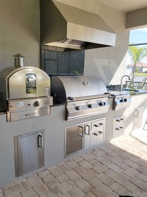 Why You Need A Professional Outdoor Kitchen Company When Building Your