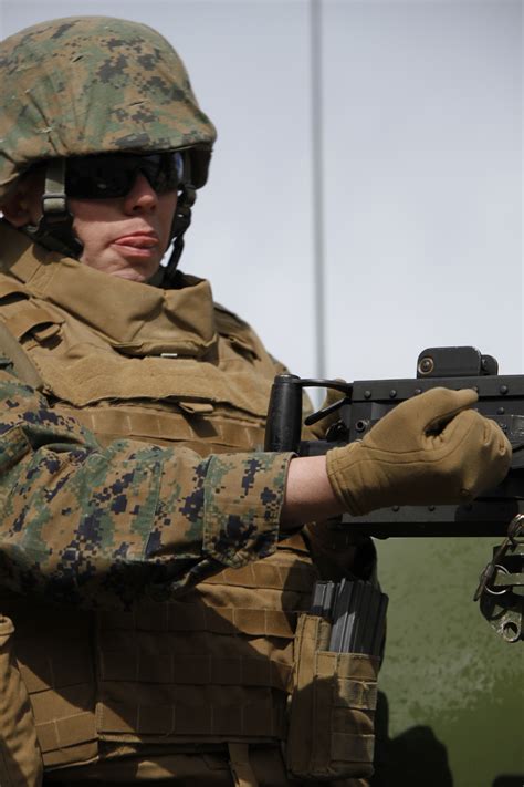 Machine Gunners Hone Weapons Tactics Marine Corps Air Station Cherry