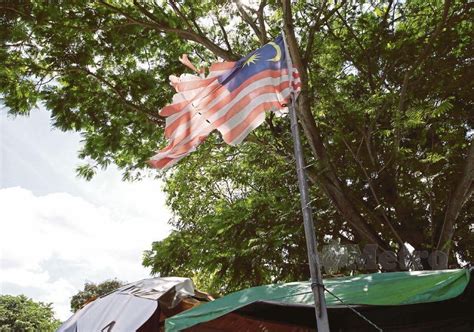 Ada ja yang tertinggal. kata ibu kepada shima. Mana patriotisme? | Harian Metro