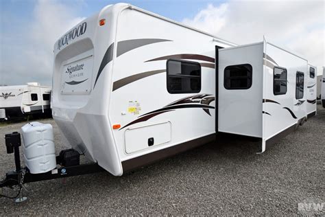 2015 Rockwood Signature Ultra Lite 8312ss Travel Trailer By Forest