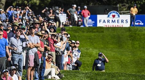 The featured groups on friday are the trio of rickie fowler, bubba watson, and patrick reed and the trio of xander schauffele, phil mickelson, and jordan spieth. Farmers Insurance Open Leaderboard Pga Tour - Farmer Foto Collections