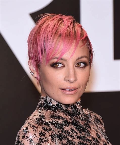 20 Iconic Pink Haired Celebrities To Copy In 2023 Hairstylecamp