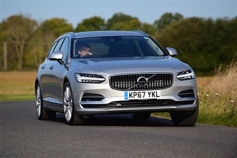 Volvo hybrid modelle sind leistungsfähig und umweltfreundlich. New Volvo V90 T8 plug-in hybrid 2017 review | Auto Express
