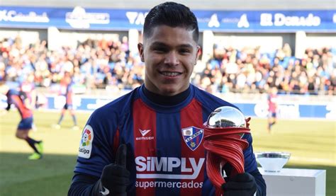 Dura sanción al 'cucho' hernández. Juan Camilo Cucho Hernández Huesca Watford: 'El Cucho ...
