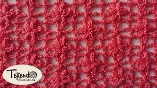 Las flores en crochet son un accesorio que prácticamente no puede faltar en nuestros proyectos de ganchillo, las podemos utilizar para decorar cuadros, floreros, para gorros, ropa, bolsas, blusas. Punto jardín de flores tejido a crochet! Incluye diagrama ...