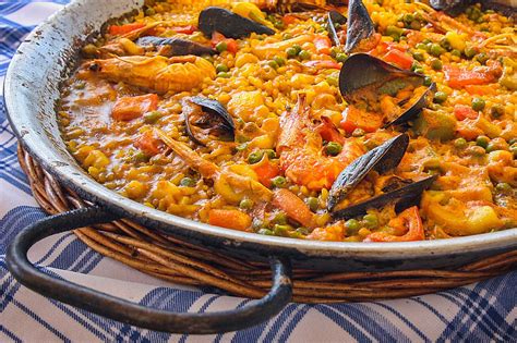 Pauls Cooking Tips How To Use A Paella Pan For Biscuits Stir Fry