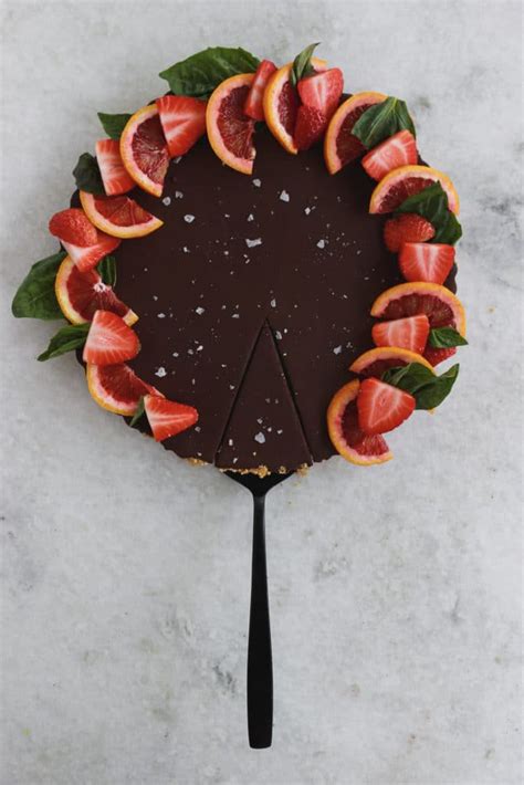 A really delicious and silky chocolate tart. Dairy Free Chocolate Ganache Tart - Frosting & Fettuccine