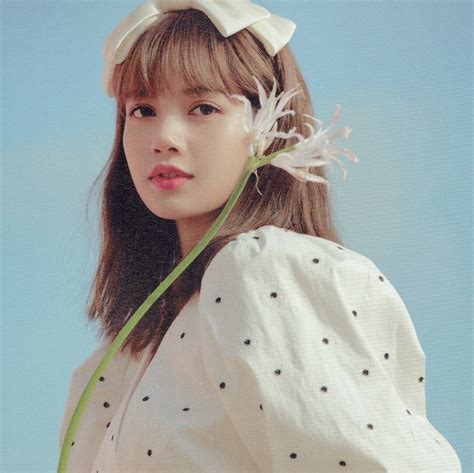Here is the summary of blackpink lisa instagram photo, video and insta story update on her instagram, lalalalisa_m, on january 7, 2020 kst. SCAN BLACKPINK 's 2020 Welcoming Collection - Lisa : Lalisa