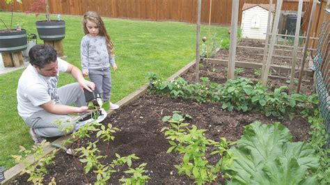 How To Prepare For A Spring Garden — Little Miss Mama