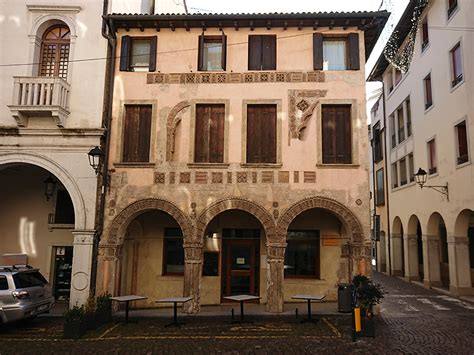 Conegliano — conegliano, italian family, many prominent members of which were physicians; Alla scoperta Conegliano, seconda città della Marca ...