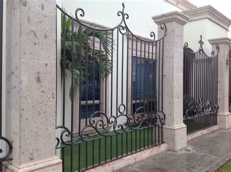 Spanish Colonial Homes Spanish House English House Fence Gate Design