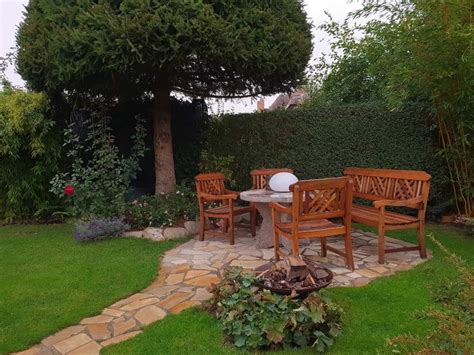 Wer ein kleines grundstück besitzt, muss sich jedoch genau überlegen, welche gartenbäume hier überhaupt infrage kommen. Garten optisch vergrößern: 8 Tipps zum selber Nachmachen