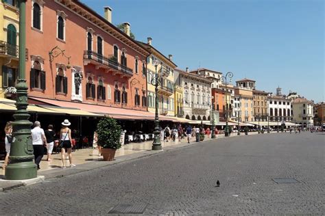 Several of his plays are set in this city including the epic romeo and juliet. 3 Spots to Feel Like a Local in Verona, Italy - USAC