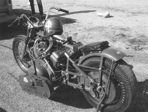 This is a very special drag bike i filmed. Clasp Garage: EJ Potter and the Chevy drag bike number one