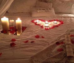 How do you go about having rose petals on the bed and champagne in room? 1000+ images about Bed with roses on Pinterest | Rose ...