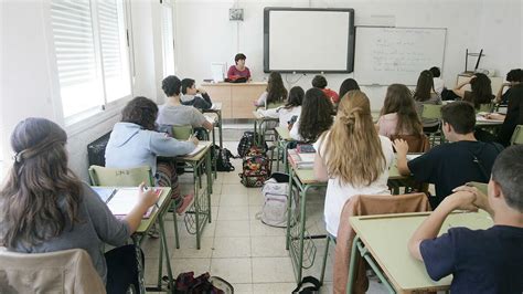 Las Clases En Secundaria Arrancan Con Un 10 De Alumnado Más