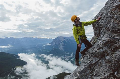 Serenity offers vaulted ceilings and lots and lots of glass for enjoying the fabulous mountain view plus all of the extra amenities required for a romantic honeymoon or weekend getaway. Climbing in the Canadian Rocky Mountains | Banff & Lake ...