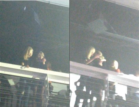 Pic Taylor Swift And Karlie Kloss Making Out Star Magazine