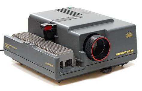 Braun Novamat 315 Af 35mm Slide Projector With 85mm And Wired Remote The Real Camera Company
