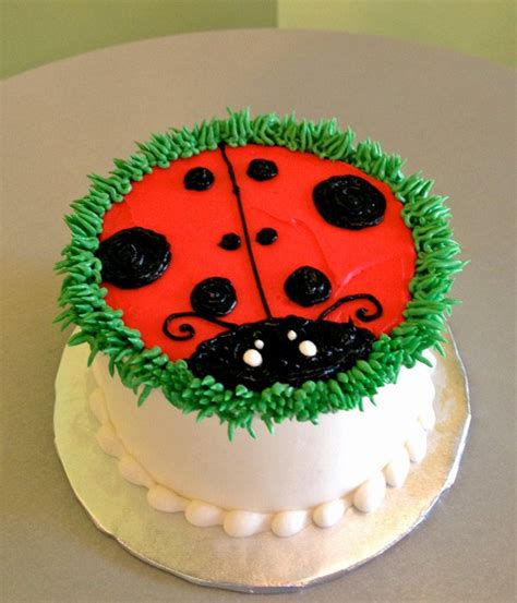 Details 85 Ladybug Cake Best Vn