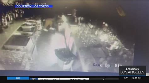 Restaurant Burglary Caught On Camera In Chatsworth Cbs Los Angeles