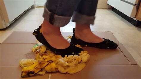 Crushing Overripe Bananas In Toe Shoes Youtube