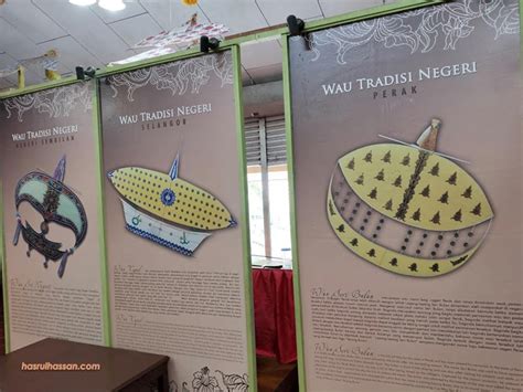 Asal nama azmatkhan sejarah mencatat meratanya serbuan dan perampasan bangsa mongol di belahan asia. Wau Seri Bulan, Wau Tradisi Warisan Melayu Perak