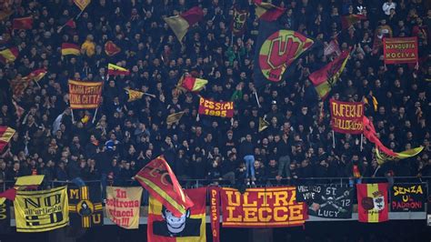 Real madrid were true to their style and history by fighting for the laliga santander title until the very last the real madrid boss made strange decisions. Il Lecce pesca in casa Real Madrid