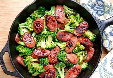 Pertama kupas udang dan buang. Cara Masak Sayur Brokoli Campur Wortel - Masak Memasak