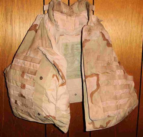 199 Us Military Flak Jacket May 13 2012 Robert Murphy Auctions In Ct