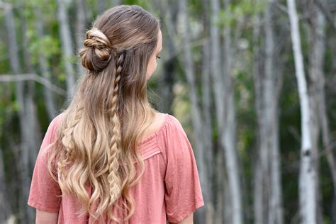 Let's face it, we all get old but we can choose to ignore that, embrace it or try to hold it off. Half up Half down Bun Combo | Cute Girls Hairstyles