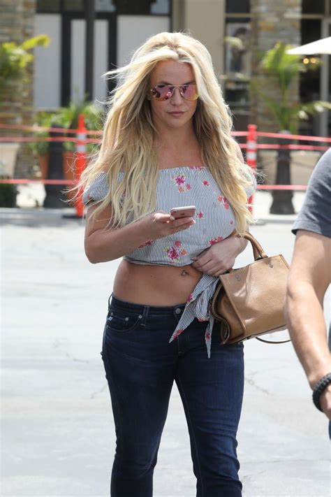 Britney Spears In Jeans 15 Gotceleb