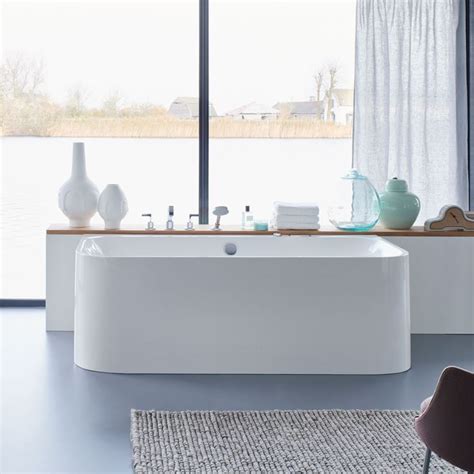 Duravit Happy D2 Bathtub Back To Wall With Integrated Acrylic Panel