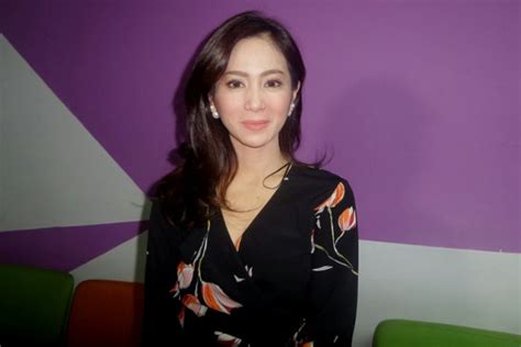 Ingat bunga zainal mantan pacar raffi ahmad? Paling Keren 27+ Foto Bunga Zainal Dan Raffi Ahmad ...