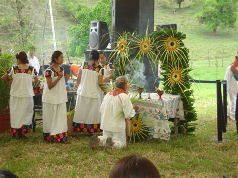 Ritualidad Característica De La Tierra Huasteca Blog De La Uvi