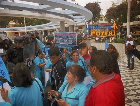 Huacho Portal Enfermeras Desatan Batalla Campal Con La Policia