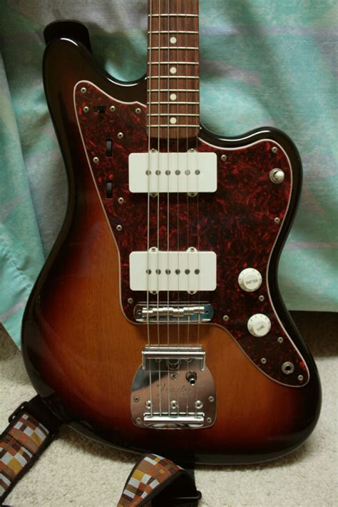 The jazzmaster guitar is practically invisible, not only in jazz, but in popular music generally.proof, in my mind, that adding lotsa chrome and. The Short Term Melody: DIY Music: My new Fender Jazzmaster!