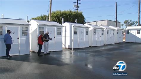tiny pallet homes could help ease southern california s homeless crisis
