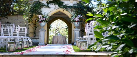 These locations are perfectly suited to weddings and all venues are free. Gold Coast Wedding PackagesEvergreen Garden Venue