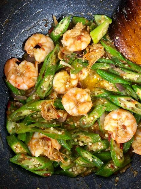 Jenis makanan ini sangat mudah ditemukan baik di pinggir jalan sampai di restoran. RESEPI BENDI GORENG TUMIS BELACAN - Aku Sis Lin