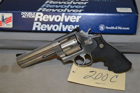 Smith And Wesson Model 625 Classic 45 Colt Cal 6 Shot Revolver W 127 Mm Bbl Appears Excellent In