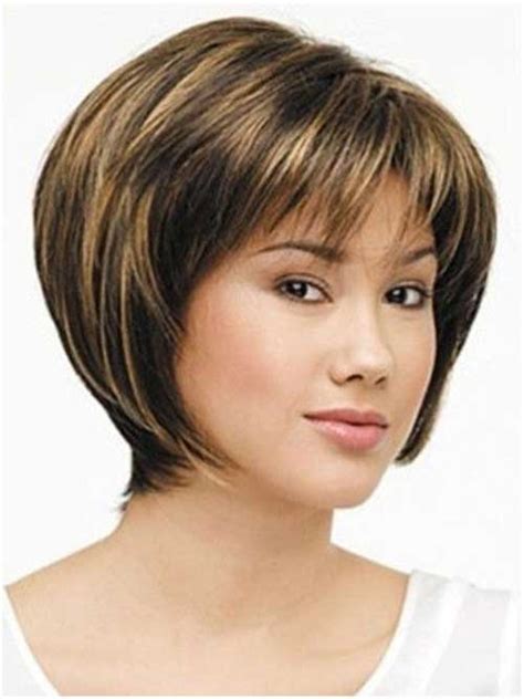 38 Short Stacked Bob With Bangs Background Galhairs
