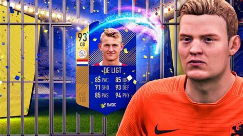 That would mean the community tots goes first. TOTS DE LIGT VRIJSPELEN MET HET BESTE EREDIVISIE TEAM OP ...