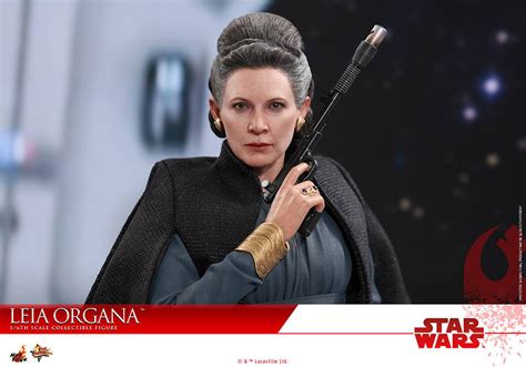 Hot Toys Star Wars The Last Jedi Leia Organa Action Figure